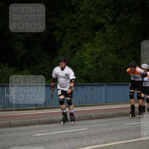 29.06.2025 - hella hamburg halbmarathon Dr. Thomas Lammeyer http://msf.ph/oto/8141569 29.06.2025 09:00:16 Kennedybrücke  meine-sportfotos.de