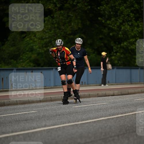 29.06.2025 - hella hamburg halbmarathon Dr. Thomas Lammeyer http://msf.ph/oto/8141574 29.06.2025 09:00:24 Kennedybrücke  meine-sportfotos.de