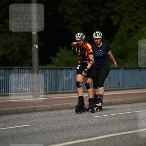 29.06.2025 - hella hamburg halbmarathon Dr. Thomas Lammeyer http://msf.ph/oto/8141625 29.06.2025 09:00:25 Kennedybrücke  meine-sportfotos.de