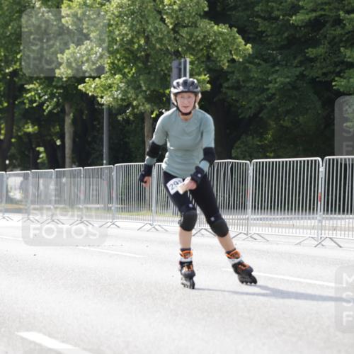29.06.2025 - hella hamburg halbmarathon Jannik Wohlers http://msf.ph/oto/8141776 29.06.2025 09:05:20 Lombardsbrücke  meine-sportfotos.de