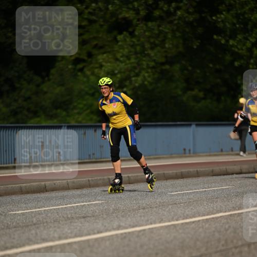 29.06.2025 - hella hamburg halbmarathon Dr. Thomas Lammeyer http://msf.ph/oto/8141782 29.06.2025 09:00:28 Kennedybrücke  meine-sportfotos.de