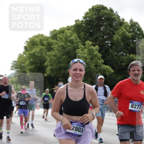 29.06.2025 - hella hamburg halbmarathon Jannik Wohlers http://msf.ph/oto/8141810 29.06.2025 10:43:58 Lombardsbrücke 1345, 1519, 2343, 2610, 3506, 4496, 5647, 5649, 5730, 5731, 6002, 7216, 7818, 7842, 8272, 8763, 9510, 10223, 10303, 10304, 10416, 11825, 11955, 12256, 12322, 12409, 12803, 12995, 13262, 13330, 13390, 13629, 13832, 13906, 13987, 14031, 14091, 14123, 14654, 14874, 15646, 16232, 16244, 16805, 17273, 17314, 17582, 17844, 17968 meine-sportfotos.de
