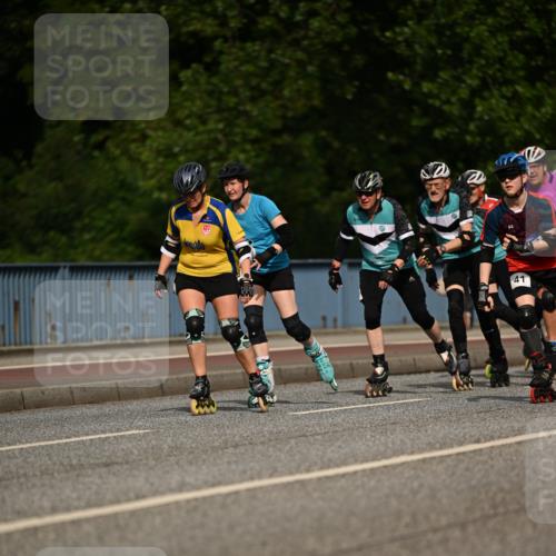 29.06.2025 - hella hamburg halbmarathon Dr. Thomas Lammeyer http://msf.ph/oto/8141820 29.06.2025 09:00:29 Kennedybrücke  meine-sportfotos.de