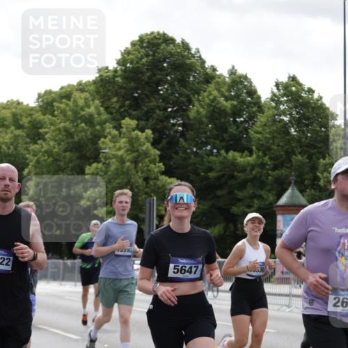29.06.2025 - hella hamburg halbmarathon Jannik Wohlers http://msf.ph/oto/8141849 29.06.2025 10:44:00 Lombardsbrücke 1345, 1519, 2343, 2610, 3506, 4496, 5647, 5649, 5731, 6002, 7216, 7842, 8272, 9510, 10006, 10223, 10303, 10304, 10416, 11825, 11955, 12256, 12322, 12409, 12803, 12995, 13262, 13288, 13330, 13390, 13629, 13832, 13906, 13987, 14031, 14091, 14123, 14654, 14971, 15646, 16232, 16244, 16805, 17273, 17314, 17844, 17968 meine-sportfotos.de