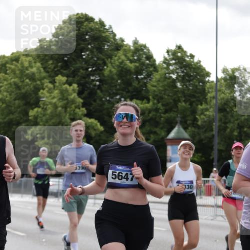 29.06.2025 - hella hamburg halbmarathon Jannik Wohlers http://msf.ph/oto/8141873 29.06.2025 10:44:00 Lombardsbrücke 1345, 1519, 2343, 2610, 3506, 4496, 5647, 5649, 5731, 6002, 7216, 7842, 8272, 9510, 10006, 10223, 10303, 10304, 10416, 11825, 11955, 12256, 12322, 12409, 12803, 12995, 13262, 13288, 13330, 13390, 13629, 13832, 13906, 13987, 14031, 14091, 14123, 14654, 14971, 15646, 16232, 16244, 16805, 17273, 17314, 17844, 17968 meine-sportfotos.de