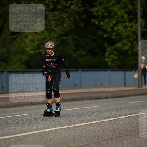 29.06.2025 - hella hamburg halbmarathon Dr. Thomas Lammeyer http://msf.ph/oto/8142122 29.06.2025 09:00:34 Kennedybrücke  meine-sportfotos.de