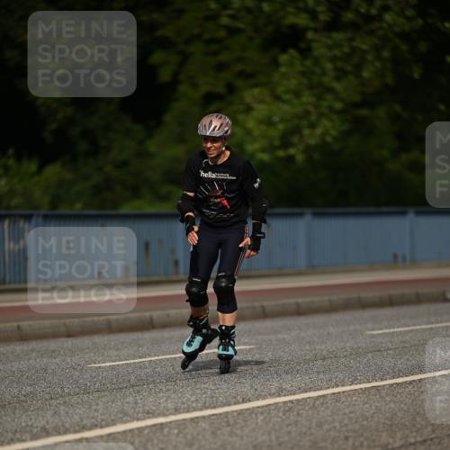29.06.2025 - hella hamburg halbmarathon Dr. Thomas Lammeyer http://msf.ph/oto/8142133 29.06.2025 09:00:34 Kennedybrücke  meine-sportfotos.de