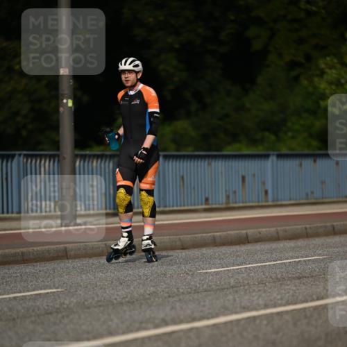 29.06.2025 - hella hamburg halbmarathon Dr. Thomas Lammeyer http://msf.ph/oto/8142167 29.06.2025 09:00:38 Kennedybrücke  meine-sportfotos.de