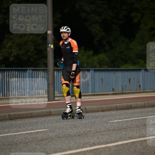 29.06.2025 - hella hamburg halbmarathon Dr. Thomas Lammeyer http://msf.ph/oto/8142172 29.06.2025 09:00:38 Kennedybrücke  meine-sportfotos.de
