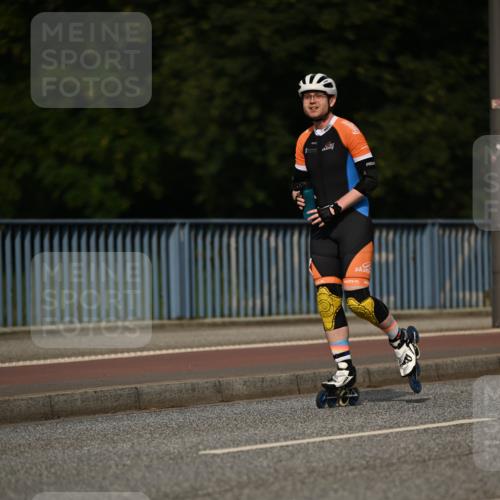 29.06.2025 - hella hamburg halbmarathon Dr. Thomas Lammeyer http://msf.ph/oto/8142191 29.06.2025 09:00:38 Kennedybrücke  meine-sportfotos.de