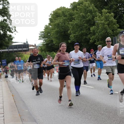 29.06.2025 - hella hamburg halbmarathon Jannik Wohlers http://msf.ph/oto/8142395 29.06.2025 10:44:30 Lombardsbrücke 1024, 1273, 1629, 1924, 2007, 2674, 2779, 3570, 4275, 6841, 6888, 8582, 8907, 9036, 9084, 9085, 9331, 9333, 10562, 10566, 10668, 10707, 11272, 12198, 12318, 12394, 13039, 13261, 13580, 14325, 15809, 16101, 16494, 16577, 16850, 17372, 17521, 18084, 18230, 18294 meine-sportfotos.de