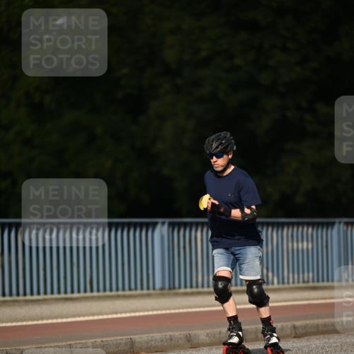29.06.2025 - hella hamburg halbmarathon Dr. Thomas Lammeyer http://msf.ph/oto/8142465 29.06.2025 09:00:46 Kennedybrücke  meine-sportfotos.de
