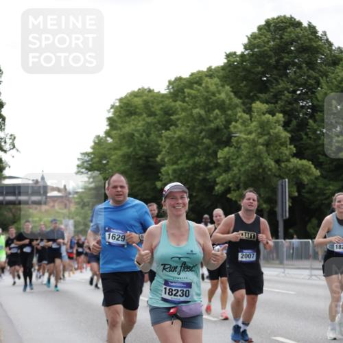 29.06.2025 - hella hamburg halbmarathon Jannik Wohlers http://msf.ph/oto/8142577 29.06.2025 10:44:37 Lombardsbrücke 1024, 1273, 1629, 1685, 1924, 2007, 2779, 3570, 4275, 4337, 5190, 6509, 6841, 6888, 7699, 7912, 8582, 8594, 8762, 8907, 9036, 10562, 10566, 10668, 10707, 12198, 12332, 12334, 12394, 13039, 13261, 13580, 14325, 14758, 14777, 15458, 15998, 16101, 16850, 17521, 18084, 18230, 18294 meine-sportfotos.de
