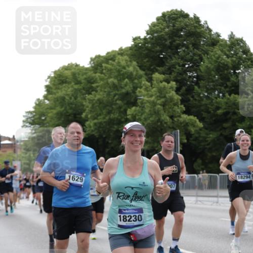 29.06.2025 - hella hamburg halbmarathon Jannik Wohlers http://msf.ph/oto/8142606 29.06.2025 10:44:38 Lombardsbrücke 1024, 1273, 1629, 1685, 1924, 2007, 2779, 3570, 4186, 4275, 4337, 5190, 6509, 6841, 6888, 7699, 7912, 8582, 8594, 8762, 8907, 9036, 10562, 10566, 10668, 10707, 12198, 12332, 12334, 12394, 13039, 13261, 13580, 14325, 14758, 14777, 15458, 15750, 15998, 16101, 16850, 17521, 18084, 18230, 18294 meine-sportfotos.de