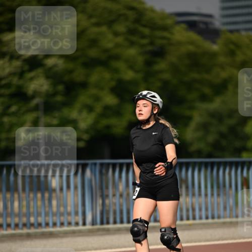 29.06.2025 - hella hamburg halbmarathon Dr. Thomas Lammeyer http://msf.ph/oto/8142687 29.06.2025 09:11:01 Kennedybrücke  meine-sportfotos.de