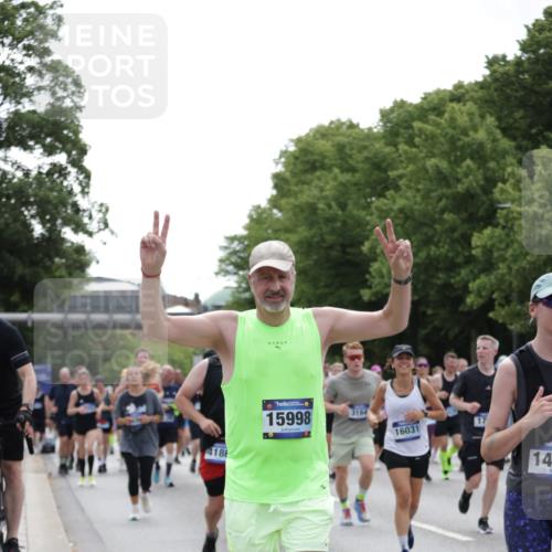 29.06.2025 - hella hamburg halbmarathon Jannik Wohlers http://msf.ph/oto/8142870 29.06.2025 10:44:50 Lombardsbrücke 1685, 1798, 3160, 3164, 3879, 3993, 4099, 4102, 4186, 4337, 4504, 4820, 4851, 5099, 5108, 5190, 5339, 5636, 5949, 6509, 6763, 6788, 6911, 6980, 7699, 7912, 8594, 8605, 8762, 10225, 11119, 11314, 11393, 11473, 11474, 11725, 12198, 12332, 12334, 12415, 12793, 12856, 12878, 12905, 13555, 14002, 14185, 14379, 14410, 14513, 14742, 14758, 14777, 15011, 15450, 15458, 15517, 15557, 15750, 15751, 15998 meine-sportfotos.de