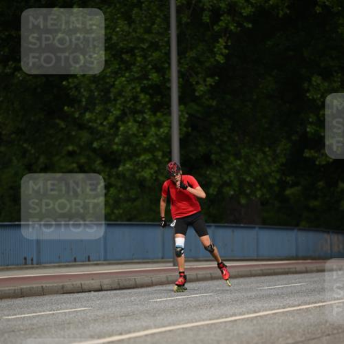 29.06.2025 - hella hamburg halbmarathon Dr. Thomas Lammeyer http://msf.ph/oto/8142926 29.06.2025 09:00:55 Kennedybrücke  meine-sportfotos.de
