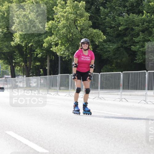 29.06.2025 - hella hamburg halbmarathon Jannik Wohlers http://msf.ph/oto/8142930 29.06.2025 09:06:35 Lombardsbrücke  meine-sportfotos.de