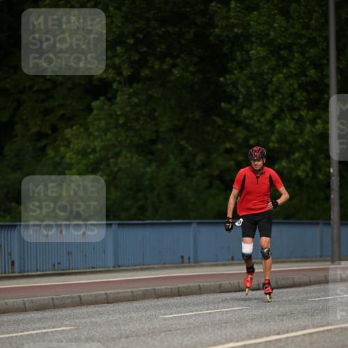 29.06.2025 - hella hamburg halbmarathon Dr. Thomas Lammeyer http://msf.ph/oto/8142955 29.06.2025 09:00:56 Kennedybrücke  meine-sportfotos.de