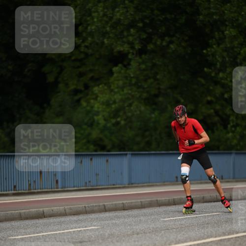 29.06.2025 - hella hamburg halbmarathon Dr. Thomas Lammeyer http://msf.ph/oto/8142969 29.06.2025 09:00:56 Kennedybrücke  meine-sportfotos.de