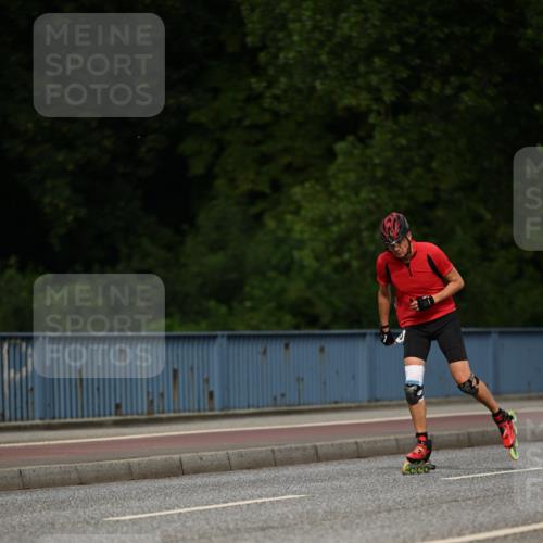 29.06.2025 - hella hamburg halbmarathon Dr. Thomas Lammeyer http://msf.ph/oto/8142976 29.06.2025 09:00:57 Kennedybrücke  meine-sportfotos.de