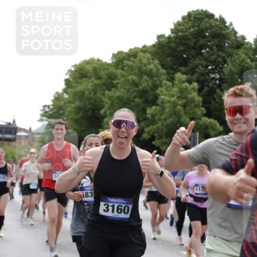 29.06.2025 - hella hamburg halbmarathon Jannik Wohlers http://msf.ph/oto/8143052 29.06.2025 10:44:55 Lombardsbrücke 1685, 1713, 1798, 2216, 2217, 3160, 3164, 3357, 3377, 3879, 3993, 4099, 4102, 4186, 4306, 4337, 4504, 4820, 4851, 5099, 5108, 5339, 5636, 5949, 6150, 6509, 6763, 6788, 6911, 6922, 6980, 7283, 7530, 7541, 8594, 8605, 8762, 9620, 10182, 10225, 10812, 11119, 11314, 11393, 11473, 11474, 11725, 11726, 12415, 12793, 12856, 12878, 12905, 13555, 13862, 14002, 14185, 14232, 14379, 14410, 14513, 14742, 14758, 15011, 15450, 15517, 15557, 15692, 15750, 15751, 15998 meine-sportfotos.de