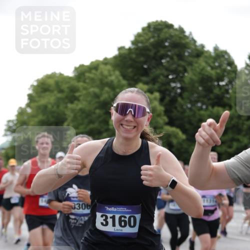29.06.2025 - hella hamburg halbmarathon Jannik Wohlers http://msf.ph/oto/8143090 29.06.2025 10:44:56 Lombardsbrücke 1685, 1713, 1798, 2216, 2217, 3160, 3164, 3357, 3377, 3879, 3993, 4099, 4102, 4186, 4306, 4337, 4504, 4820, 4851, 5099, 5108, 5339, 5636, 5949, 6150, 6509, 6763, 6788, 6911, 6922, 6980, 7283, 7530, 7541, 7859, 8594, 8605, 8762, 9620, 10182, 10225, 10812, 11119, 11314, 11393, 11473, 11474, 11725, 11726, 12415, 12575, 12793, 12856, 12878, 12905, 13555, 13862, 14002, 14185, 14232, 14379, 14410, 14513, 14742, 14758, 15011, 15450, 15517, 15557, 15692, 15750, 15751, 15998 meine-sportfotos.de