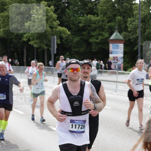 29.06.2025 - hella hamburg halbmarathon Jannik Wohlers http://msf.ph/oto/8143208 29.06.2025 10:45:07 Lombardsbrücke 1033, 1060, 1085, 1713, 2008, 2216, 2217, 2550, 2657, 2664, 2973, 3357, 3377, 4099, 4102, 4224, 4306, 5339, 5949, 6150, 6763, 6911, 6922, 7283, 7530, 7541, 7859, 8745, 9620, 10030, 10182, 10225, 10812, 11119, 11473, 11474, 11640, 11660, 11725, 11726, 12415, 12575, 12856, 12878, 13791, 13862, 14185, 14232, 14379, 14410, 14742, 15011, 15450, 15517, 15557, 15692, 16415, 18003, 18264, 19039 meine-sportfotos.de