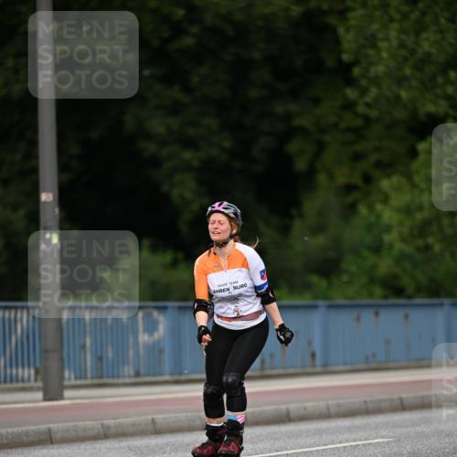 29.06.2025 - hella hamburg halbmarathon Dr. Thomas Lammeyer http://msf.ph/oto/8143406 29.06.2025 09:01:25 Kennedybrücke  meine-sportfotos.de