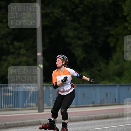 29.06.2025 - hella hamburg halbmarathon Dr. Thomas Lammeyer http://msf.ph/oto/8143422 29.06.2025 09:01:25 Kennedybrücke  meine-sportfotos.de