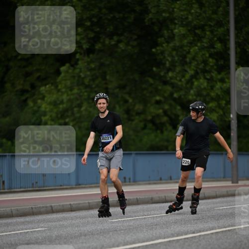 29.06.2025 - hella hamburg halbmarathon Dr. Thomas Lammeyer http://msf.ph/oto/8143497 29.06.2025 09:01:28 Kennedybrücke  meine-sportfotos.de