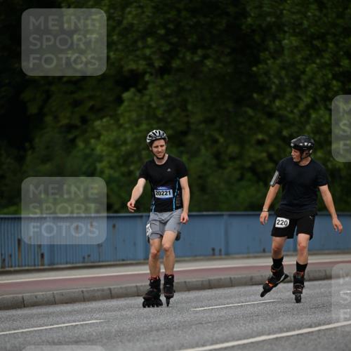 29.06.2025 - hella hamburg halbmarathon Dr. Thomas Lammeyer http://msf.ph/oto/8143505 29.06.2025 09:01:28 Kennedybrücke  meine-sportfotos.de