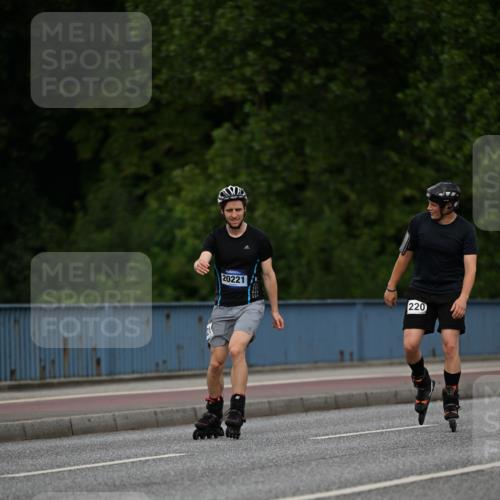 29.06.2025 - hella hamburg halbmarathon Dr. Thomas Lammeyer http://msf.ph/oto/8143514 29.06.2025 09:01:28 Kennedybrücke  meine-sportfotos.de