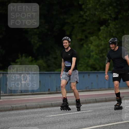 29.06.2025 - hella hamburg halbmarathon Dr. Thomas Lammeyer http://msf.ph/oto/8143659 29.06.2025 09:01:28 Kennedybrücke  meine-sportfotos.de
