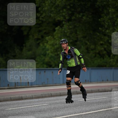29.06.2025 - hella hamburg halbmarathon Dr. Thomas Lammeyer http://msf.ph/oto/8143676 29.06.2025 09:01:30 Kennedybrücke  meine-sportfotos.de