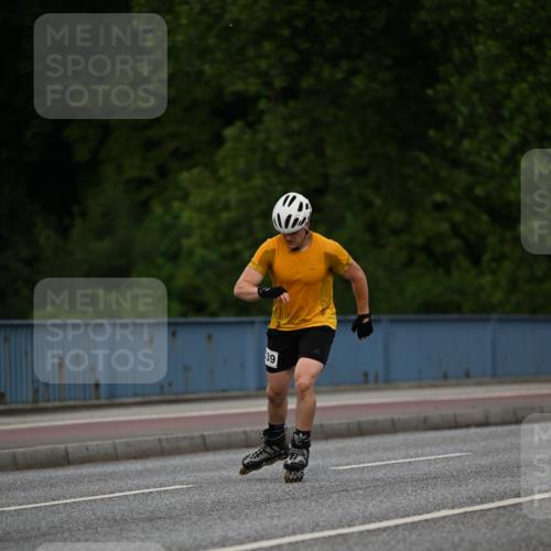 29.06.2025 - hella hamburg halbmarathon Dr. Thomas Lammeyer http://msf.ph/oto/8143703 29.06.2025 09:01:31 Kennedybrücke  meine-sportfotos.de