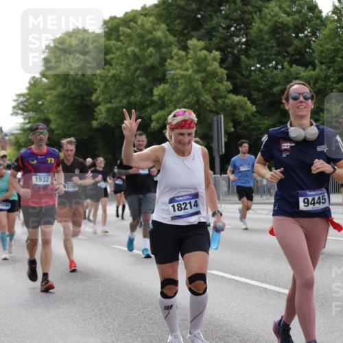 29.06.2025 - hella hamburg halbmarathon Jannik Wohlers http://msf.ph/oto/8143735 29.06.2025 10:45:49 Lombardsbrücke 1429, 1465, 1532, 2423, 2500, 2773, 2813, 2951, 3410, 4119, 4223, 5697, 5703, 5769, 5770, 5854, 5892, 6068, 6392, 7364, 7368, 7374, 7894, 7960, 7983, 8047, 8700, 9129, 9337, 9426, 9445, 10153, 11358, 11361, 11876, 11910, 12298, 12333, 12507, 12522, 13122, 13499, 14319, 14322, 14403, 15107, 16005, 16745, 16793, 16912, 17170, 17704, 18018, 18214, 18334 meine-sportfotos.de