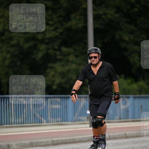 29.06.2025 - hella hamburg halbmarathon Dr. Thomas Lammeyer http://msf.ph/oto/8143754 29.06.2025 09:12:11 Kennedybrücke  meine-sportfotos.de