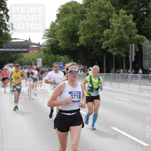 29.06.2025 - hella hamburg halbmarathon Jannik Wohlers http://msf.ph/oto/8143912 29.06.2025 10:08:44 Lombardsbrücke 1147, 1188, 1838, 2978, 6674, 7453, 9718, 10194, 10819, 11067, 11496, 12156, 13210, 13592, 13593, 13660, 14736, 17347, 18266, 18505 meine-sportfotos.de