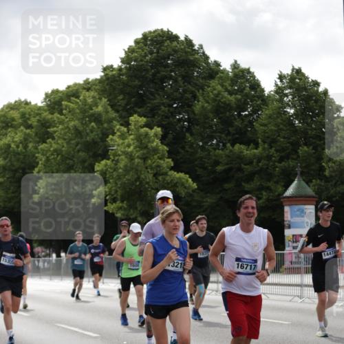 29.06.2025 - hella hamburg halbmarathon Jannik Wohlers http://msf.ph/oto/8144007 29.06.2025 10:46:03 Lombardsbrücke 1429, 1465, 1608, 1837, 2500, 2697, 3469, 4119, 4355, 4448, 4604, 5697, 5854, 6068, 6124, 6161, 7303, 7364, 7368, 7374, 7767, 7960, 8047, 8551, 8700, 9129, 9337, 9691, 10153, 10230, 11361, 12298, 12333, 12507, 12522, 13076, 13122, 13213, 13449, 13969, 14250, 14261, 14473, 15305, 15683, 15852, 16218, 16717, 16882, 16912, 17006, 17170, 17633, 17704, 17936, 18458 meine-sportfotos.de