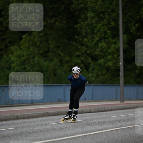 29.06.2025 - hella hamburg halbmarathon Dr. Thomas Lammeyer http://msf.ph/oto/8144019 29.06.2025 09:01:34 Kennedybrücke  meine-sportfotos.de