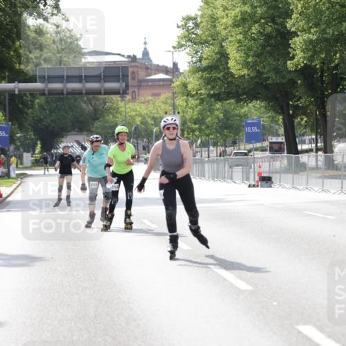 29.06.2025 - hella hamburg halbmarathon Jannik Wohlers http://msf.ph/oto/8144144 29.06.2025 09:07:33 Lombardsbrücke  meine-sportfotos.de