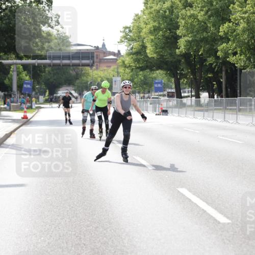 29.06.2025 - hella hamburg halbmarathon Jannik Wohlers http://msf.ph/oto/8144160 29.06.2025 09:07:33 Lombardsbrücke  meine-sportfotos.de