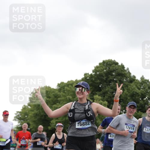 29.06.2025 - hella hamburg halbmarathon Jannik Wohlers http://msf.ph/oto/8144209 29.06.2025 10:46:17 Lombardsbrücke 1371, 1375, 1999, 2162, 2320, 2697, 3277, 3406, 3407, 3469, 3734, 4202, 4296, 4342, 4355, 4604, 5700, 6124, 6161, 6740, 7412, 7767, 7827, 8477, 8551, 8553, 9092, 9243, 9691, 10230, 10591, 12140, 13195, 13757, 13969, 14011, 14181, 14261, 15305, 15852, 16218, 16882, 16987, 17419, 17459, 17633, 18458, 18881, 18924 meine-sportfotos.de