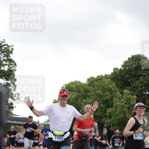 29.06.2025 - hella hamburg halbmarathon Jannik Wohlers http://msf.ph/oto/8144224 29.06.2025 10:46:19 Lombardsbrücke 1363, 1371, 1375, 1720, 1999, 2162, 2320, 3277, 3406, 3407, 3469, 3734, 3823, 4202, 4296, 4342, 4355, 4604, 5700, 6124, 6161, 6740, 7412, 7767, 7827, 8477, 8551, 8553, 9092, 9243, 9691, 9743, 10230, 10515, 10591, 12140, 13195, 13756, 13757, 13885, 13969, 14011, 14181, 14261, 14891, 15852, 16218, 16882, 16987, 17419, 17459, 18315, 18458, 18881, 18924 meine-sportfotos.de