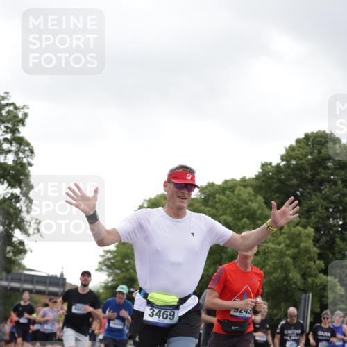29.06.2025 - hella hamburg halbmarathon Jannik Wohlers http://msf.ph/oto/8144276 29.06.2025 10:46:19 Lombardsbrücke 1363, 1371, 1375, 1720, 1999, 2162, 2320, 3277, 3406, 3407, 3469, 3734, 3823, 4202, 4296, 4342, 4355, 4604, 5700, 6124, 6161, 6740, 7412, 7767, 7827, 8477, 8551, 8553, 9092, 9243, 9691, 9743, 10230, 10515, 10591, 12140, 13195, 13756, 13757, 13885, 13969, 14011, 14181, 14261, 14891, 15852, 16218, 16882, 16987, 17419, 17459, 18315, 18458, 18881, 18924 meine-sportfotos.de