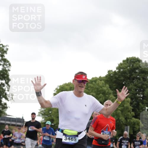 29.06.2025 - hella hamburg halbmarathon Jannik Wohlers http://msf.ph/oto/8144289 29.06.2025 10:46:19 Lombardsbrücke 1363, 1371, 1375, 1720, 1999, 2162, 2320, 3277, 3406, 3407, 3469, 3734, 3823, 4202, 4296, 4342, 4355, 4604, 5700, 6124, 6161, 6740, 7412, 7767, 7827, 8477, 8551, 8553, 9092, 9243, 9691, 9743, 10230, 10515, 10591, 12140, 13195, 13756, 13757, 13885, 13969, 14011, 14181, 14261, 14891, 15852, 16218, 16882, 16987, 17419, 17459, 18315, 18458, 18881, 18924 meine-sportfotos.de