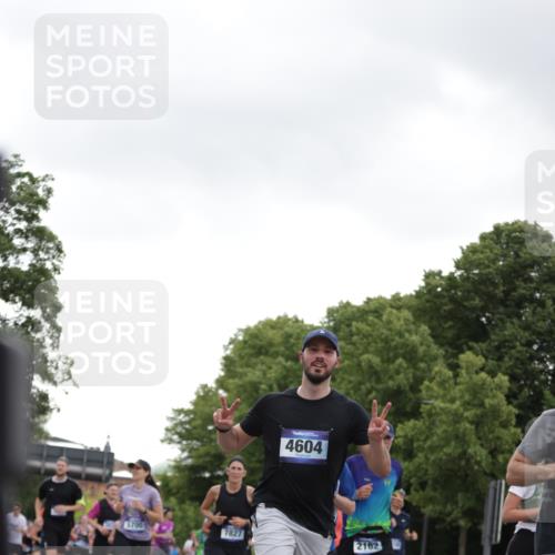 29.06.2025 - hella hamburg halbmarathon Jannik Wohlers http://msf.ph/oto/8144328 29.06.2025 10:46:22 Lombardsbrücke 1363, 1371, 1375, 1720, 1999, 2162, 2211, 2320, 2981, 3277, 3406, 3407, 3734, 3823, 4202, 4296, 4342, 4355, 4604, 5700, 6740, 7412, 7827, 8477, 8486, 8553, 9050, 9092, 9139, 9243, 9691, 9743, 10230, 10514, 10515, 10591, 12140, 13195, 13756, 13757, 13885, 13969, 14011, 14181, 14261, 14891, 15852, 16882, 16987, 17419, 17459, 18315, 18881, 18924, 18950 meine-sportfotos.de