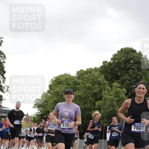 29.06.2025 - hella hamburg halbmarathon Jannik Wohlers http://msf.ph/oto/8144403 29.06.2025 10:46:25 Lombardsbrücke 1073, 1286, 1363, 1371, 1375, 1720, 1999, 2162, 2211, 2320, 2556, 2981, 3277, 3406, 3407, 3734, 3823, 4202, 4296, 4342, 5700, 5796, 5953, 6740, 7412, 7827, 8477, 8486, 8553, 8684, 9050, 9092, 9139, 9243, 9743, 10514, 10515, 10591, 12140, 12258, 13195, 13756, 13757, 13885, 14011, 14181, 14680, 14891, 16987, 17419, 17459, 18315, 18881, 18924, 18950 meine-sportfotos.de