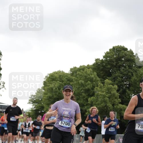 29.06.2025 - hella hamburg halbmarathon Jannik Wohlers http://msf.ph/oto/8144419 29.06.2025 10:46:26 Lombardsbrücke 1073, 1286, 1363, 1371, 1375, 1720, 1999, 2162, 2211, 2320, 2556, 2981, 3277, 3406, 3407, 3734, 3823, 4202, 4296, 4342, 5111, 5114, 5700, 5796, 5953, 6740, 7412, 7827, 8477, 8486, 8553, 8684, 9050, 9092, 9139, 9243, 9743, 9758, 10514, 10515, 10591, 11618, 12140, 12258, 13195, 13756, 13757, 13885, 14011, 14181, 14680, 14891, 16987, 17288, 17419, 17459, 18315, 18881, 18924, 18950 meine-sportfotos.de